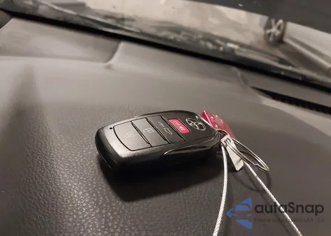 2025 Toyota Camry Se z USA, uszkodzony, nr VIN 4T1DAACK9SU640538